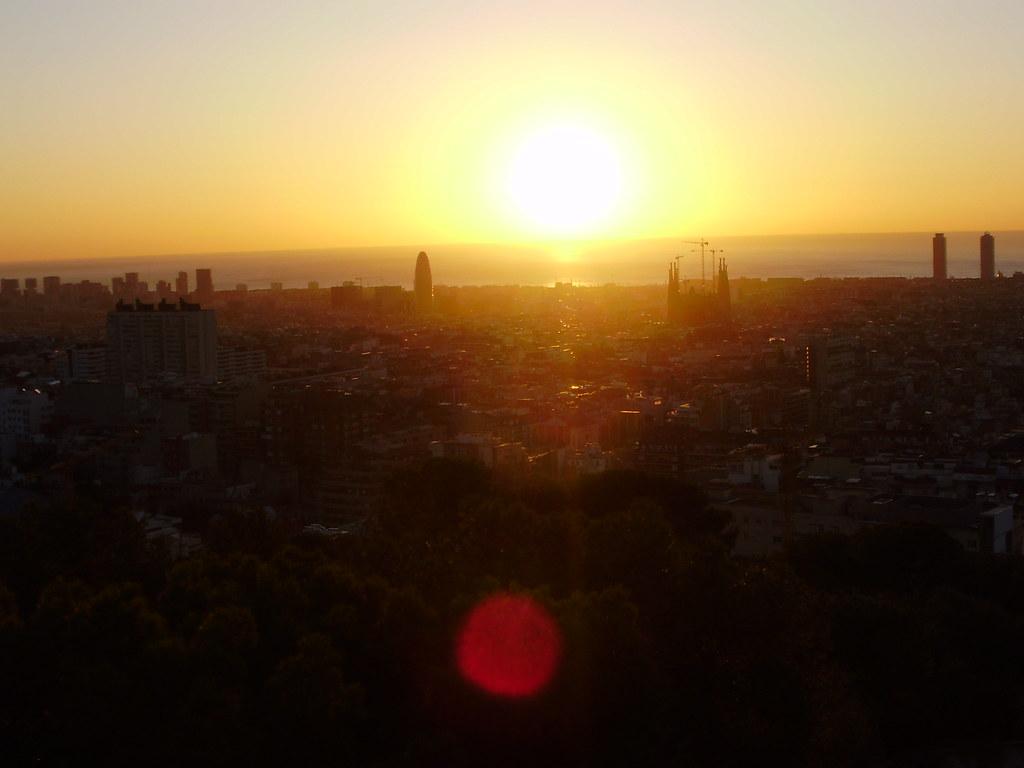 Tehran's Heat, Light, and Noise Disrupt Sleep Quality for Millions